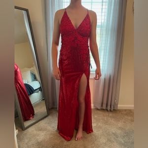 NWT gorgeous prom dress